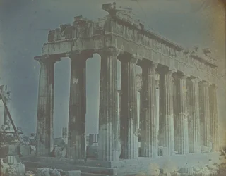 Fassade und Nordkolonnade des Parthenon auf der Akropolis, Athen